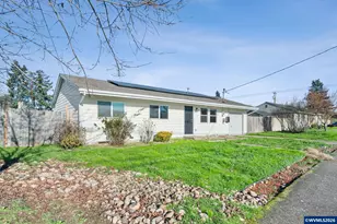 2235 Hoyt St SE, Salem, OR 97302 - Photo 2