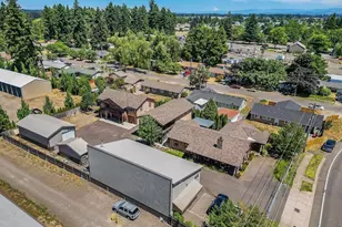 3795 Blossom Dr NE, Salem, OR 97305 - Photo 8