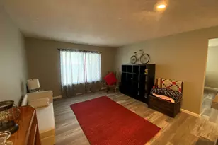 1553 Ammon NW St, Salem, OR 97304 - Photo 16