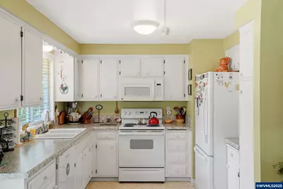 4313 Sylvia Ct SE, Salem, OR 97317 - Photo 6