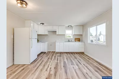 612 N Cascade #23 Dr, Woodburn, OR 97071 - Photo 16