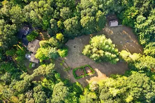 19875 SW Meadow View Dr, McMinnville, OR 97128 - Photo 48