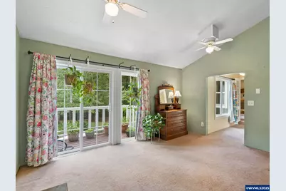 19875 SW Meadow View Dr, McMinnville, OR 97128 - Photo 28