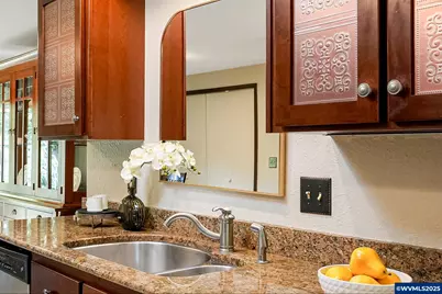 1524 NW Forestgreen Av, Corvallis, OR 97330 - Photo 14