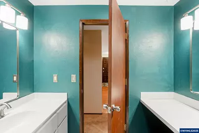 1524 NW Forestgreen Av, Corvallis, OR 97330 - Photo 36