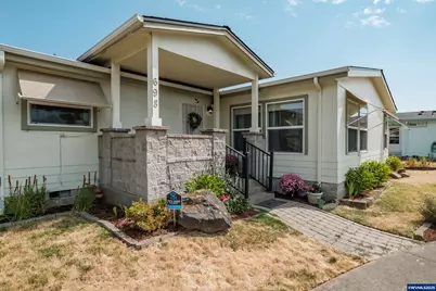 698 Royalty Cir NE, Salem, OR 97301 - Photo 30