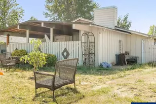 1720 NW Division Street &amp 1679 NW Highland Dr St, Corvallis, OR 97330 - Photo 4