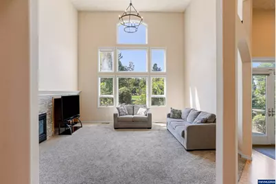 2815 Hazelnut Dr, Woodburn, OR 97071 - Photo 14