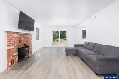 24358 Queen Anne Dr, Philomath, OR 97370 - Photo 6