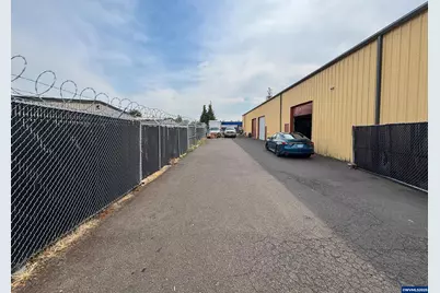 2618 Cherry Av NE, Salem, OR 97301 - Photo 10