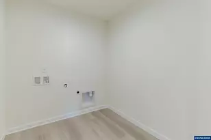 741 Periander Wy, Harrisburg, OR 97446 - Photo 20