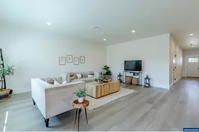 741 Periander Wy, Harrisburg, OR 97446 - Photo 6