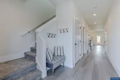 741 Periander Wy, Harrisburg, OR 97446 - Photo 2