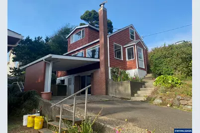 1715 NW 35th Pl, Lincoln City, OR 97367 - Photo 2