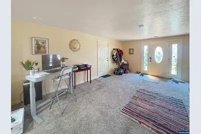 1408 Brenner St NE, Salem, OR 97301 - Photo 4