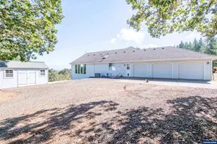 1920 Cochrane Ln, Dallas, OR 97338 - Photo 32
