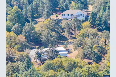 1920 Cochrane Ln, Dallas, OR 97338 - Photo 2