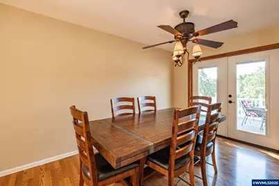 27467 Fern Ridge Rd, Sweet Home, OR 97386 - Photo 12