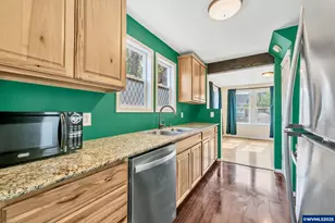 1425 17th St NE, Salem, OR 97301 - Photo 12