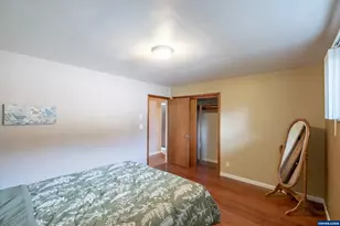 1230 NW 13th St, Corvallis, OR 97330 - Photo 30