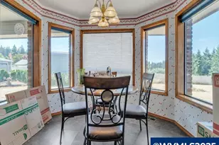 6593 Rippling Brook Dr SE, Salem, OR 97317 - Photo 16