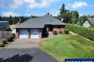 6593 Rippling Brook Dr SE, Salem, OR 97317 - Photo 34