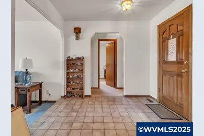 6593 Rippling Brook Dr SE, Salem, OR 97317 - Photo 2