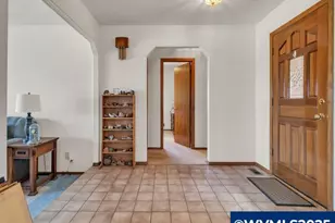 6593 Rippling Brook Dr SE, Salem, OR 97317 - Photo 2