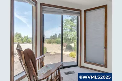6593 Rippling Brook Dr SE, Salem, OR 97317 - Photo 20