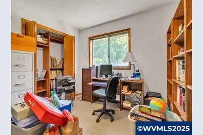 6593 Rippling Brook Dr SE, Salem, OR 97317 - Photo 4