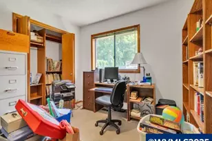 6593 Rippling Brook Dr SE, Salem, OR 97317 - Photo 4