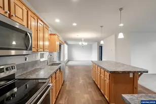 40213 N Dogwood Rd, Mill City, OR 97360 - Photo 12