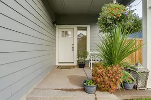 1491 Foxglove St St, Woodburn, OR 97071 - Photo 6