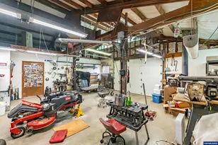 35628 Knox Butte Rd E, Albany, OR 97322 - Photo 8