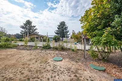 35628 Knox Butte Rd E, Albany, OR 97322 - Photo 38