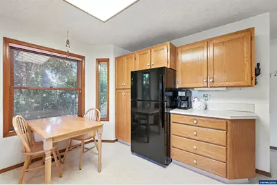 751 Catron St N St, Monmouth, OR 97361 - Photo 12