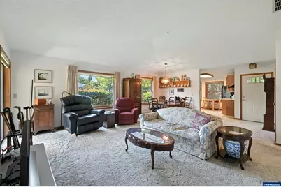 751 Catron St N St, Monmouth, OR 97361 - Photo 4