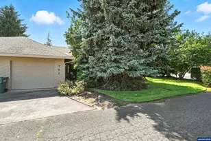 751 Catron St N St, Monmouth, OR 97361 - Photo 2