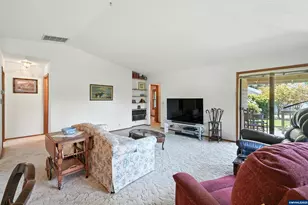 751 Catron St N St, Monmouth, OR 97361 - Photo 8