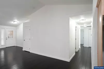 1748 Salmon River St NW, Salem, OR 97304 - Photo 18