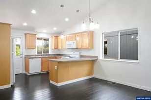 1748 Salmon River St NW, Salem, OR 97304 - Photo 14