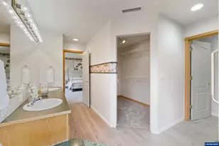 2367 Wilark Dr NW, Salem, OR 97304 - Photo 28