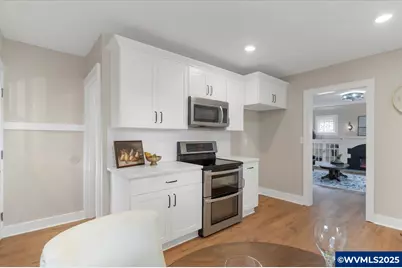 585 Jefferson St NE, Salem, OR 97301 - Photo 14