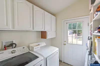 3448 Adah Av NE, Albany, OR 97322 - Photo 12