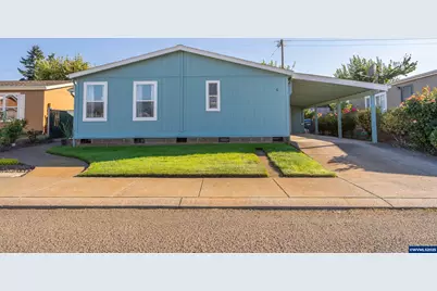 11105 Main St NE #6, Donald, OR 97020 - Photo 2