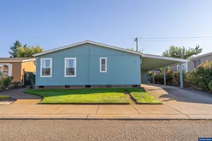 11105 Main St NE, Donald, OR 97020 - Photo 2