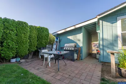 11105 Main St NE #6, Donald, OR 97020 - Photo 18