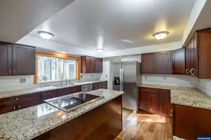 2314 Beaumont Ln NW, Albany, OR 97321 - Photo 12