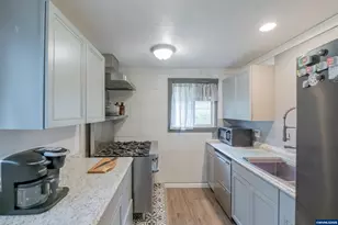 2314 Beaumont Ln NW, Albany, OR 97321 - Photo 20