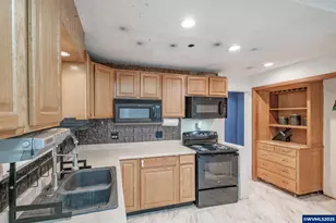 8100 Buena Vista Rd, Independence, OR 97351 - Photo 26